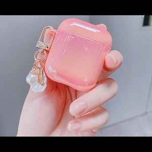 LIMITED EDITION - Apple Airpod Case with Keychain